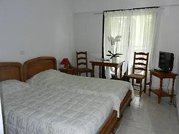 호텔 Les Bruyeres 3*